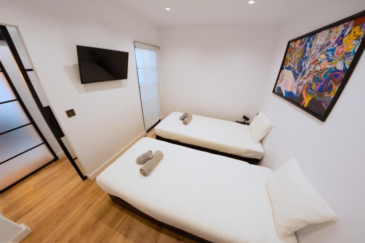 Modern Haven For Urban Explorers By Rems Málaga Exterior foto